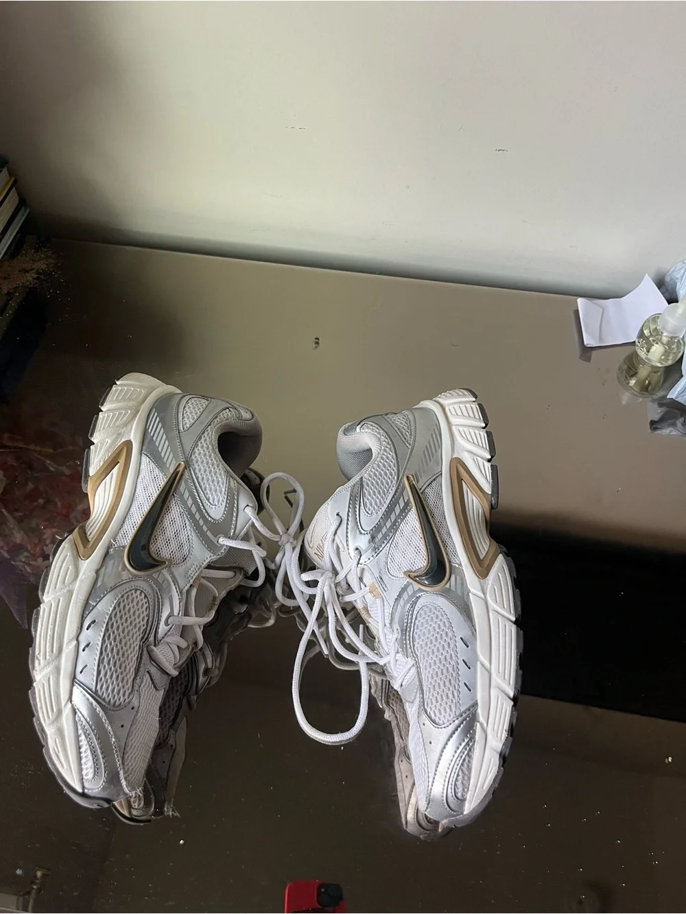 Nike Women's White and Silver Athletic Sneakers